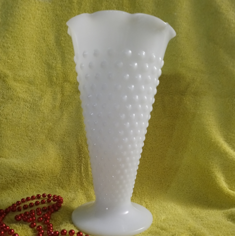 Milk Glass Hobnail Vase Vintage 9.5 Tall